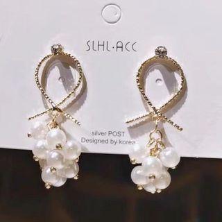 Floral Drop Earring 1 Pair - White Faux Pearl - Gold - One Size