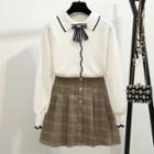 Collared Sweater / Plaid Pleated Skirt / Set