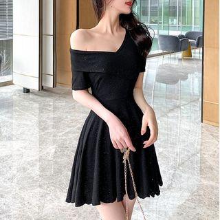 One-shoulder Glitter A-line Dress