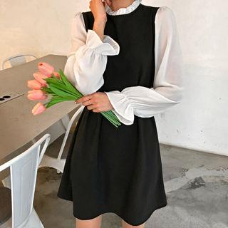 Contrast Frill-neck Pintuck-waist Dress