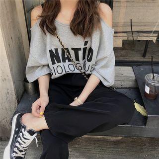 3/4-sleeve Cold Shoulder Letter T-shirt