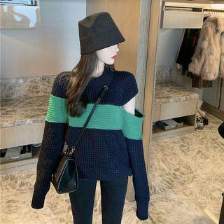 Long-sleeve Color Block Cutout Knit Top