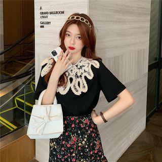 Short-sleeve Lace Panel T-shirt / Floral Print Mini A-line Skirt