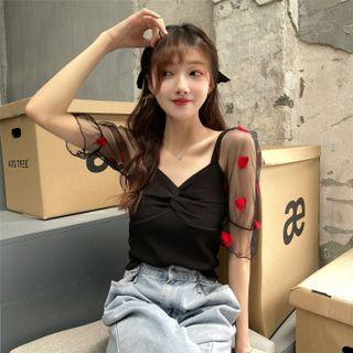 Short-sleeve Heart Embroidered T-shirt Black - One Size