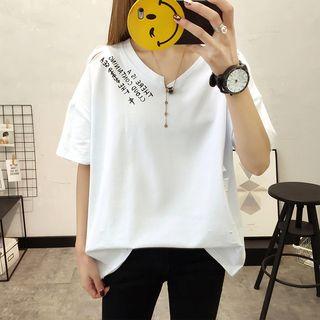 Lettering Short-sleeve V-neck Ripped T-shirt