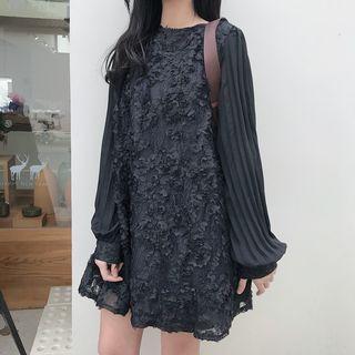 Balloon-sleeve Lace Dress