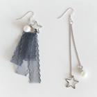 Non-matching Lace Star Drop Earring Hook Earring - Lace - Gray - One Size