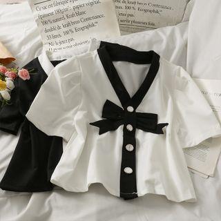 Ribbon-accent Cropped V-neck Shirt