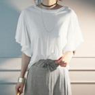 Round-neck Flare-sleeve T-shirt