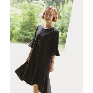 3/4-sleeve Dip-back Flare Midi Dress