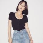 Buttoned Short Sleeve Cropped T-shirt