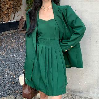 Single-breasted Blazer / Spaghetti Strap Pleated A-line Dress