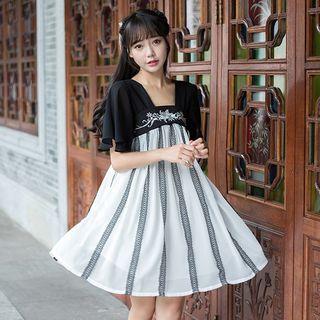 Chinese Stytle Embroidery Cross-strap A-line Dress