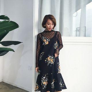 Set: Floral Print Strappy Dress + Polka Dot Long-sleeve Top