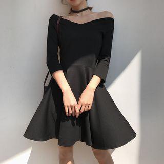 Off-shoulder 3/4-sleeve A-line Dress
