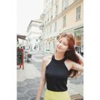 Halter Slim-fit Knit Top