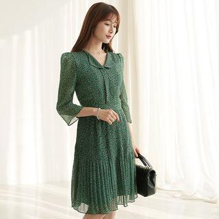 Bell-sleeve Patterned Chiffon Dress With String
