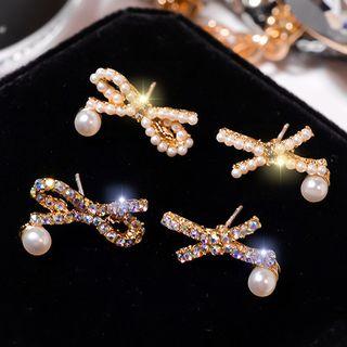 Rhinestone / Pearl Detail Earring