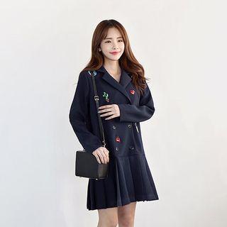 Collared Pleated-hem Appliqu  Buttoned Dress