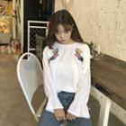 Long-sleeve Floral Embroidery T-shirt