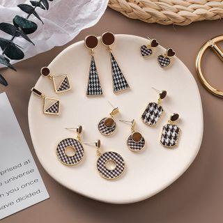 Asymmetrical Plaid Earring