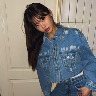 Distressed Cropped Denim Trucker Jacket