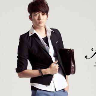 Elbow-sleeve Blazer
