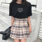 Lettering Short-sleeve T-shirt / Plaid Mini Skirt