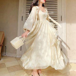 Plain Slim-fit Sleeveless Dress / Ruffle Light Jacket