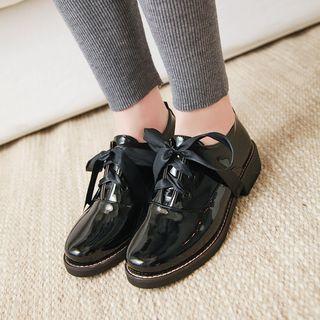 Ribbon Lace-up Oxford Shoes