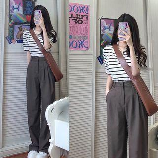 Short-sleeve Collar Striped T-shirt / Loose Fit Pants