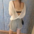 Open Back Long-sleeve T-shirt / Contrast Piping Sport Shorts