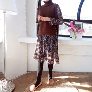 Accordion-pleated Floral Print Dress