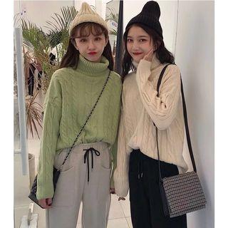 Turtleneck Sweater / Straight-fit Pants
