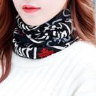 Check Neckwarmer