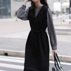 Set: Round Neck Gingham Top + Sleeveless Midi Dress