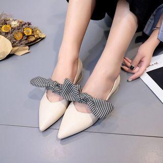 Dotted Bow Accent Pointed Flats