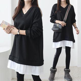 V-neck Layered Sweatshirt
