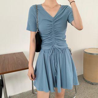 Set : V Collar Knit Top + Wide Leg Shorts