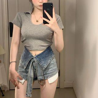 Short-sleeve Collar Crop Top / High Waist Denim Shorts