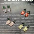 Pineapple Stud Earring
