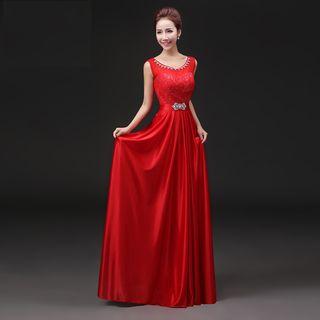 Sleeveless Lace Panel Sheath Evening Gown