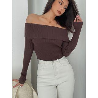 Off-shoulder Slim-fit Knit Crop Top