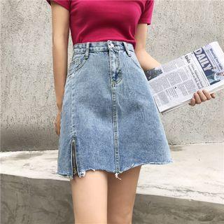 High-waist Zipped Frayed Denim Skirt
