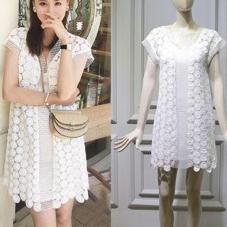 Short-sleeve Crochet Tunic