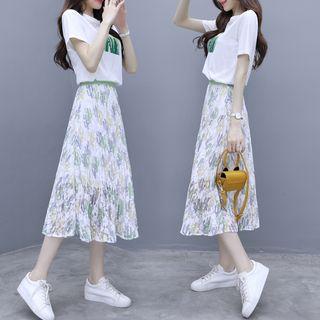 Set: Short-sleeve Printed T-shirt + Floral Midi Skirt