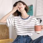 Short-sleeve Striped T-shirt Striped - White - One Size