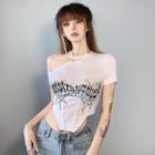 Asymmetrical Cold-shoulder Printed Crop T-shirt