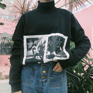 Mock-neck Print Long-sleeve Sweatshirt