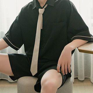 Short-sleeve Contrast Color Tie-neck Shirt